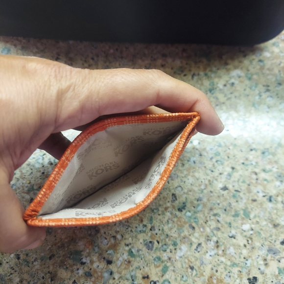 MICHAEL KORS Black Nylon Crossbody Set - Picture 8 of 10